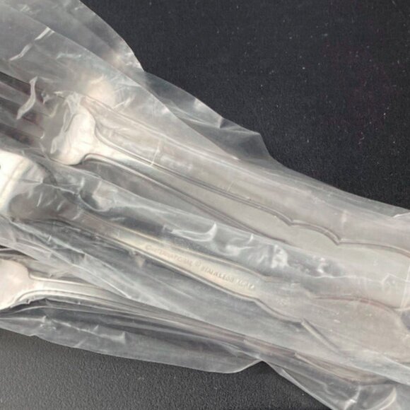 Lot of 6 COCKTAIL/SEAFOOD Vintage International Stainless Forks Korea New! - Picture 10 of 10